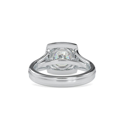 Round Halo Diamond Engagement Ring